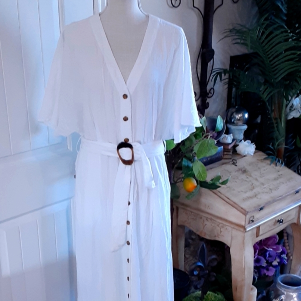 Calvin Klein, Bright White, Rayon Blend, Full Button Front Maxi, Size 14